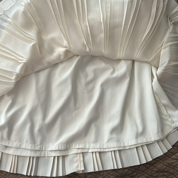 J. Crew | Ivory Stitched Pleated Skirt Size 2 - Picture 9 of 11